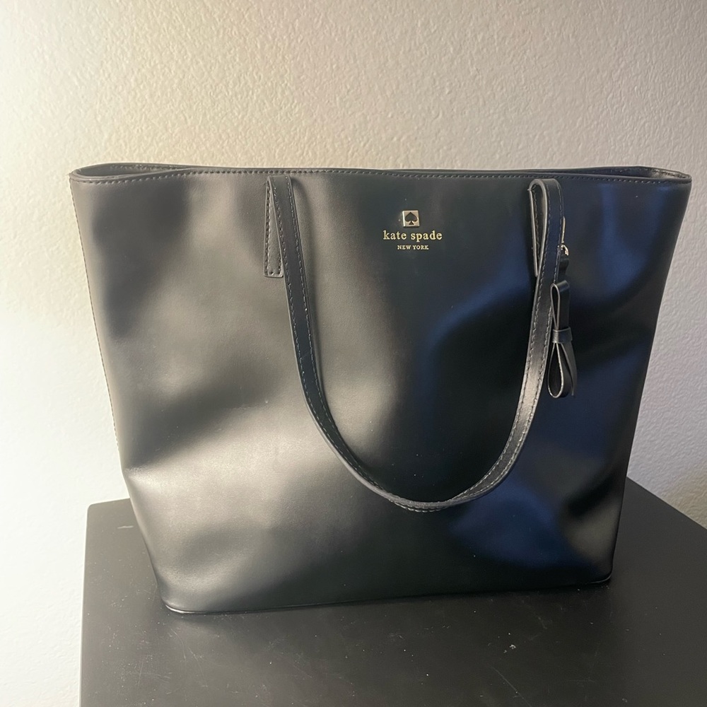 Black Kate Spade Purse